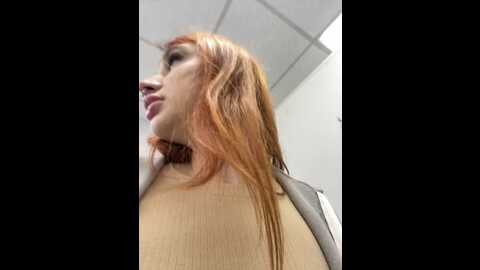 redkarina @ stripchat on 20231007