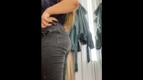 yourvalery @ stripchat on 20231007