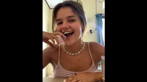 _miss_luna_