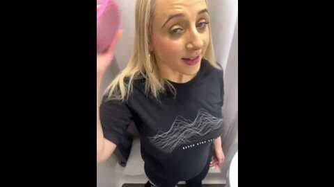 strongqueen @ stripchat on 20231008