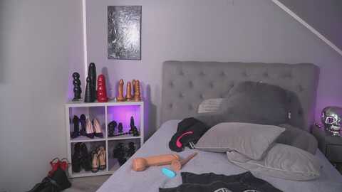 hotmilfbitch @ stripchat on 20231009