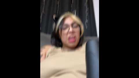 miacanela_xo @ stripchat on 20231009