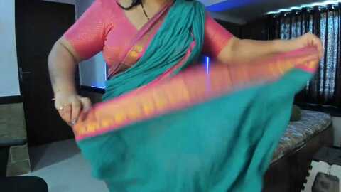 tarivishu23 @ stripchat on 20231009