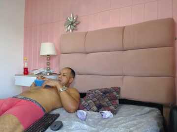 teo_danna_fire @ stripchat on 20231009