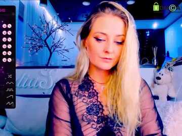 _juliaspace_ @ stripchat on 20231010