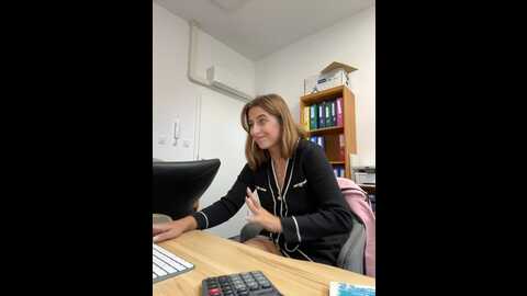 hii_lolla @ stripchat on 20231010