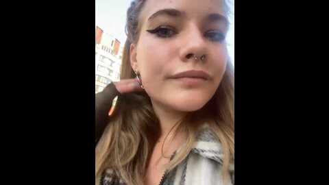 holy_tereza @ stripchat on 20231010