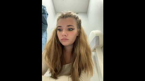 holy_tereza @ stripchat on 20231010