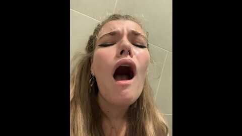 holy_tereza @ stripchat on 20231010