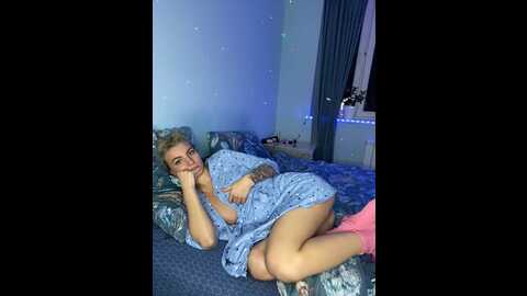 hulklisandra @ stripchat on 20231010