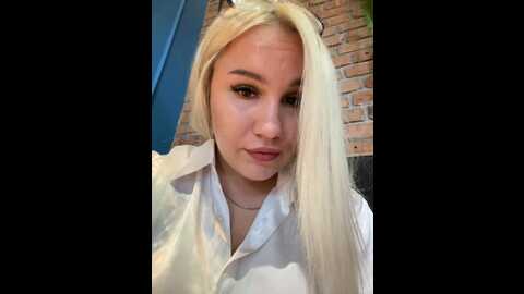 juicyevaa @ stripchat on 20231010