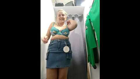 lady_charlyne @ stripchat on 20231010