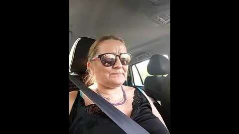 lady_charlyne @ stripchat on 20231010