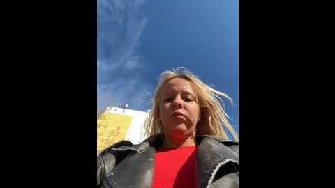 likacat @ stripchat on 20231010