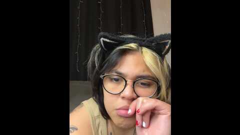 miacanela_xo @ stripchat on 20231010