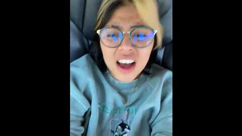 miacanela_xo @ stripchat on 20231010