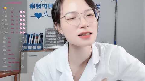 wenwen1688 @ stripchat on 20231010