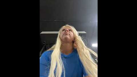 likacat @ stripchat on 20231011