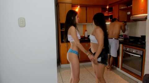 royalgirls_x @ stripchat on 20231011