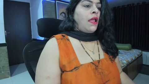 tarivishu23 @ stripchat on 20231011