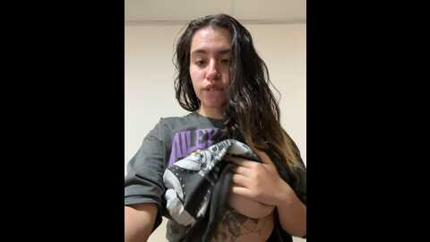 bubble_lu @ stripchat on 20231012