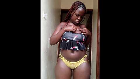 holygrail001 @ stripchat on 20231012