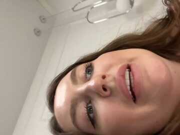 lady_miaolson @ stripchat on 20231012