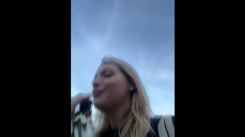 legally_blonde @ stripchat on 20231012