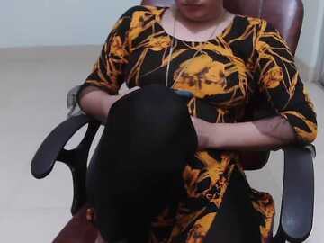 lipasharma @ stripchat on 20231012