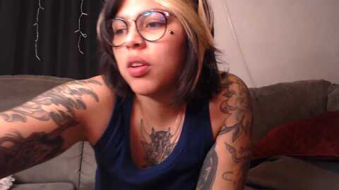 miacanela_xo @ stripchat on 20231012