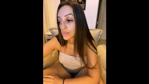 bellelouise @ stripchat on 20231013