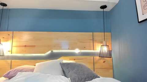 crazy_cakes @ stripchat on 20231013