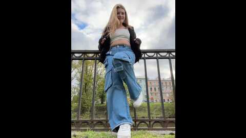 holy_tereza @ stripchat on 20231013