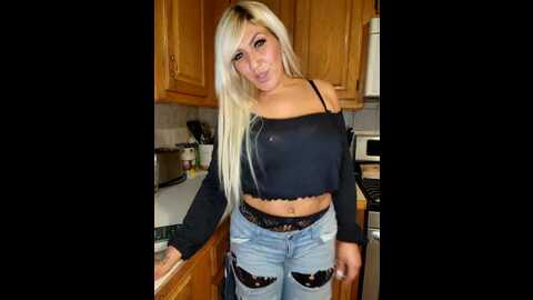 littlemisseeve @ stripchat on 20231013