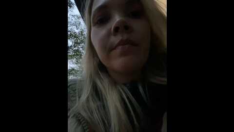 street_krystina @ stripchat on 20231013