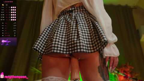 zoemils @ stripchat on 20231013