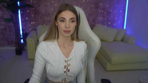 anabel_054 @ stripchat on 20231014