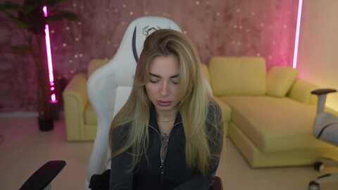 anabel_054 @ stripchat on 20231014