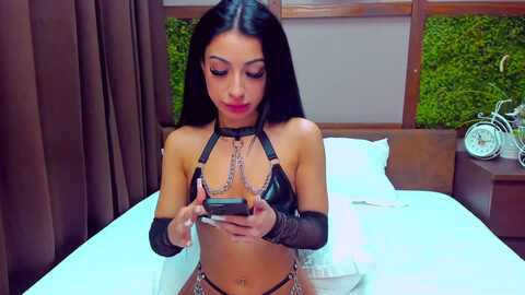 anais_bloom @ stripchat on 20231014