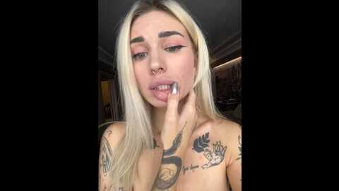 charming_ritta @ stripchat on 20231014