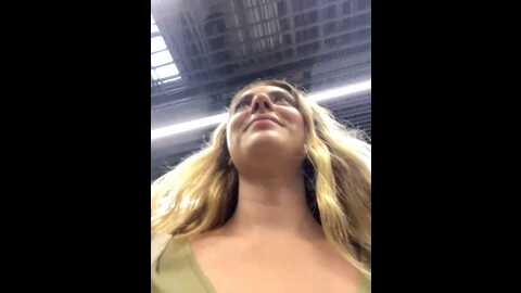 mariid @ stripchat on 20231014