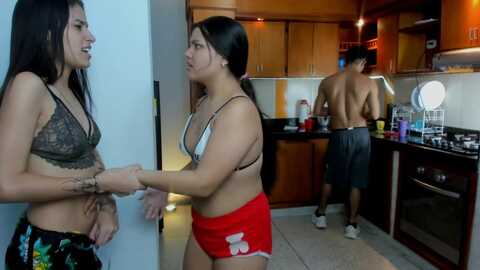 royalgirls_x @ stripchat on 20231014