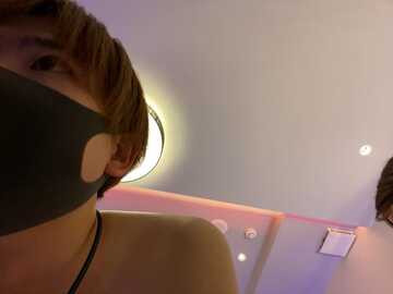 saki00hiro @ stripchat on 20231014