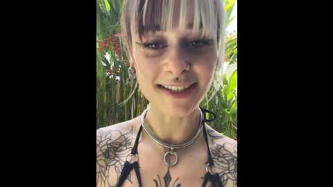 sallydinosaur @ stripchat on 20231014