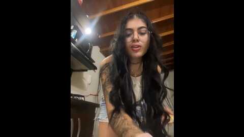 sarasanders_4 @ stripchat on 20231014