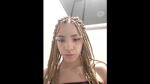 shannonshanny @ stripchat on 20231014