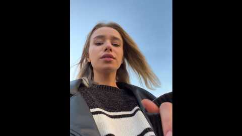 sssativa_model @ stripchat on 20231014