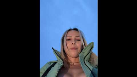 21sweetsunny @ stripchat on 20231015