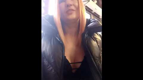 brilliant_gold @ stripchat on 20231015