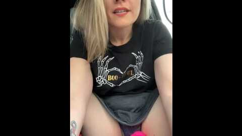 ladylena1 @ stripchat on 20231015